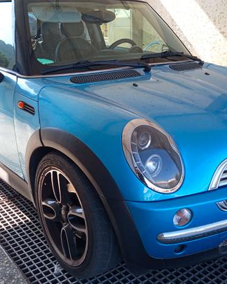 Auto mini Cooper 1.4 Diesel