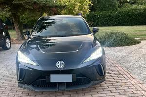 MG4 LUXURY 64kWh – 204 CV – 2023 – 39000km SOH:95%