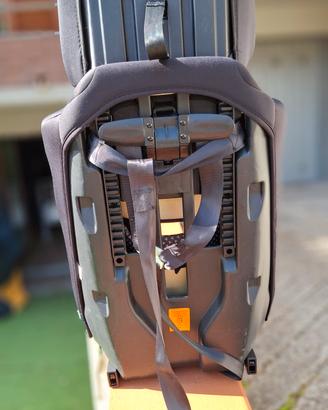 Seggiolino auto 0/15 mesi