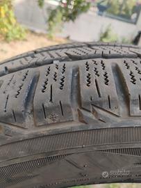 225/55/17... Gomme invernali 
