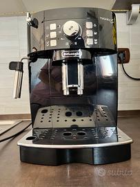 Macchina del caffè automatica Delonghi Magnifica S
