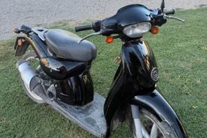 Scooter 50cc Scarabeo
