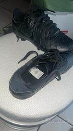 scarpe da calcio taglia 38.5 nuove e comode