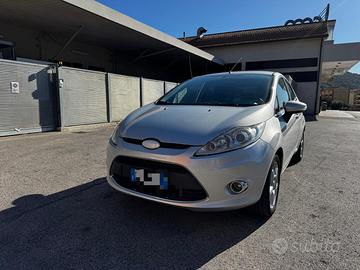 FORD Fiesta 5ª serie - 2010