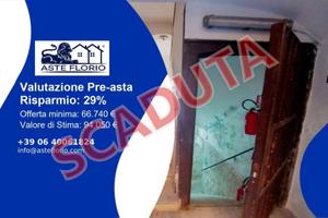 Immobile in asta di 209 m² con più di 5 locali a A