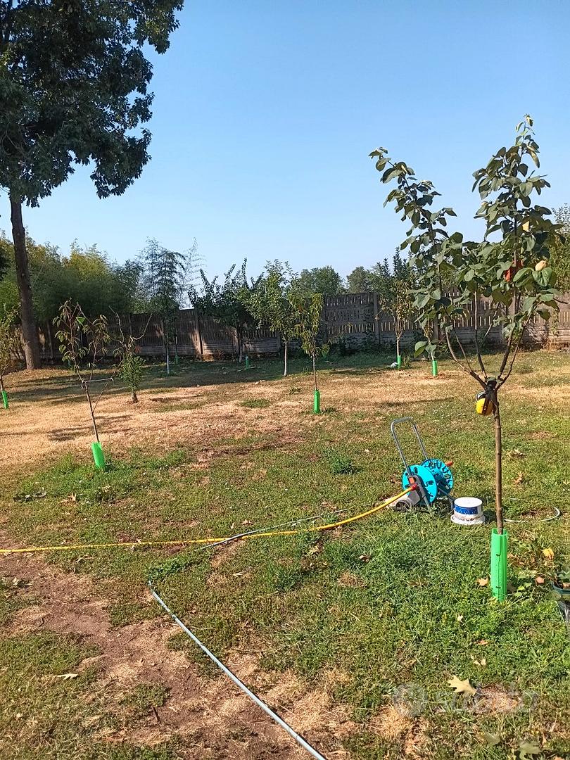 Terreno agricolo recintato con acqua potabile - Altro