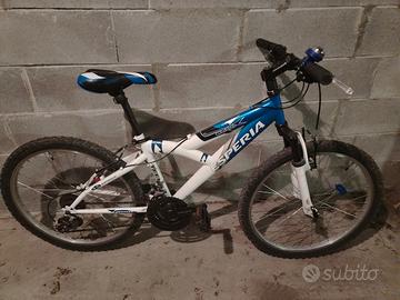 Bici moutain bike per ragazzo taglia 24