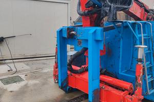 gru mec con container 