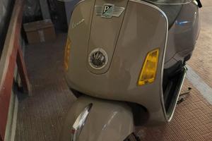 Vespa gt 200