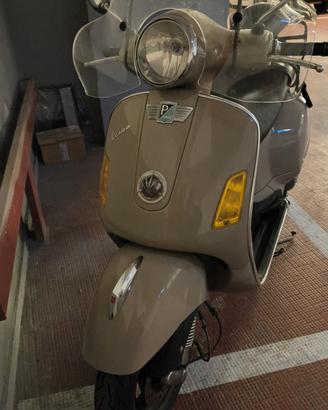 Vespa gt 200