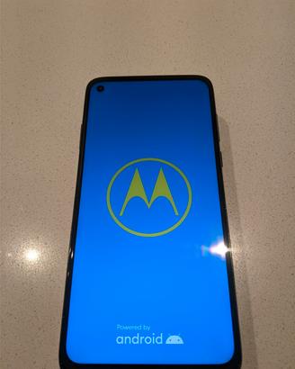 Motorola moto G8 | 4/64 | Snapdragon 665 NFC nero