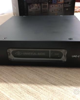 UNIVERSAL AUDIO UAD-2 SATELLITE THUNDERBOLT 2 OCTO