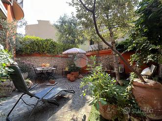 VILLA A SCHIERA D'ANGOLO A RIMINI