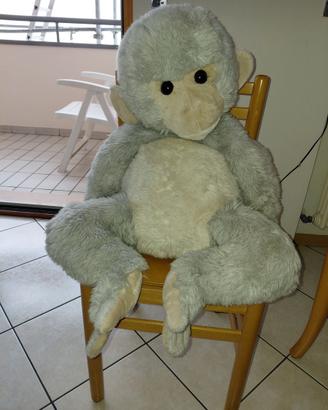 Gorilla gigante marca Trudy