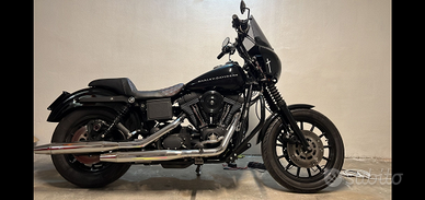 Harley davidson dyna super glide