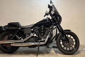 Harley davidson dyna super glide