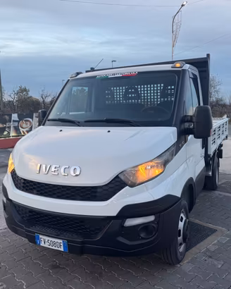 Iveco daily 35-110 cassone ribaltabile trilaterale