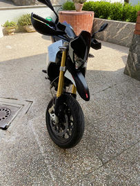 Aprilia Dorsoduro 750