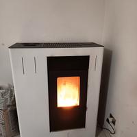 stufa slim pellet 10k Elfire in ghisa 