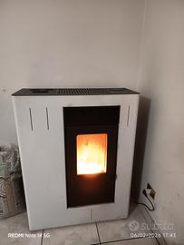 stufa slim pellet 10k Elfire in ghisa 