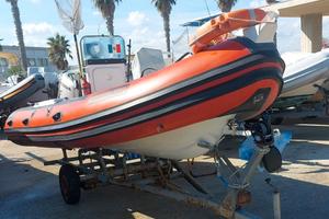 Gommone LOMAC 5 mt. +motore HONDA 40 cv 4 tempi