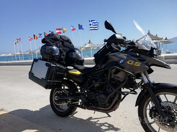 BMW GS 800 superaccessoriata