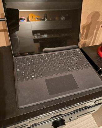 Microsoft Surface pro 8