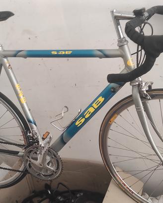 bici da corsa in alluminio 