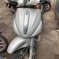 Ricambi Piaggio Beverly 500 2004