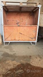 Contenitore in ferro