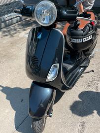 Vespa Lx 125