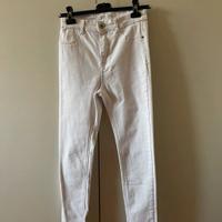 pantaloni bianchi skinny