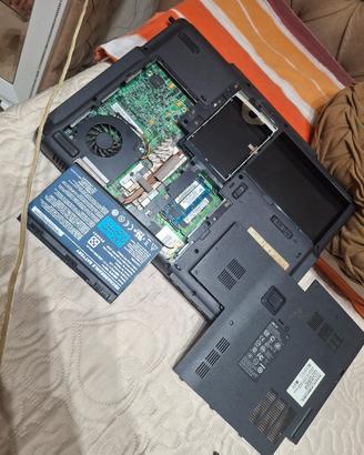 pc x pezzi di ricambio