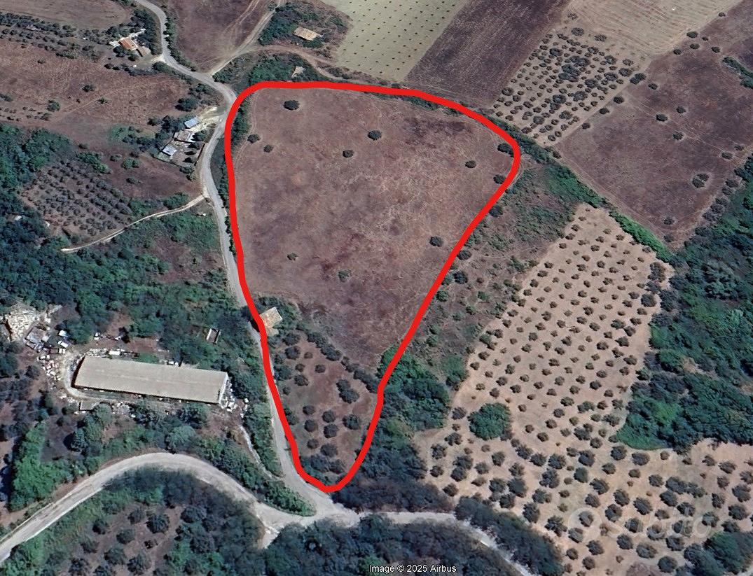Terreno agricolo con rustico - Vista 2