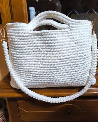 borsa all' uncinetto 