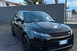 Range Rover Evoque 2.0 R-Dynamic (S) black edition