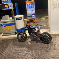 Pit bike elettrica