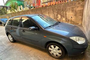 FORD FOCUS 2004