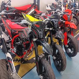 PROMO MOTARD SWM SM 125 R 2025-F.F. TASSO 0%