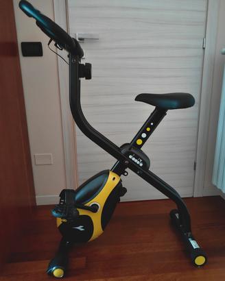 Cyclette pieghevole multifunzione Diadora
