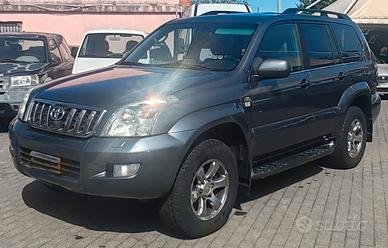 Toyota Land Cruiser 3.0 D4-D aut. 5 porte