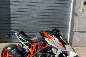 KTM 1290r