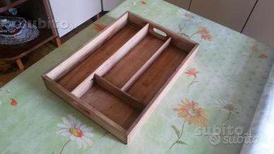 Portaoggetti portaposate in legno