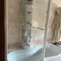 Vasca con doccia teuco