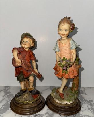 Coppia di bambini Giuseppe Armani