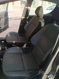 PEUGEOT 207 DIESEL - ANNO 2012 - 170000 KM. - 5 P