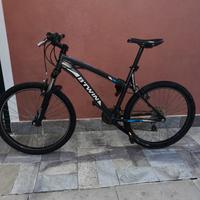 Mountain bike Rockrider 340