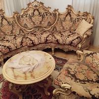 Set Divano barocco vintage con tavolino in marmo 
