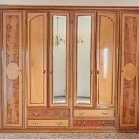 Armadio in legno