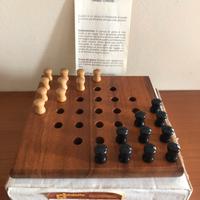 Dama cinese vintage in legno